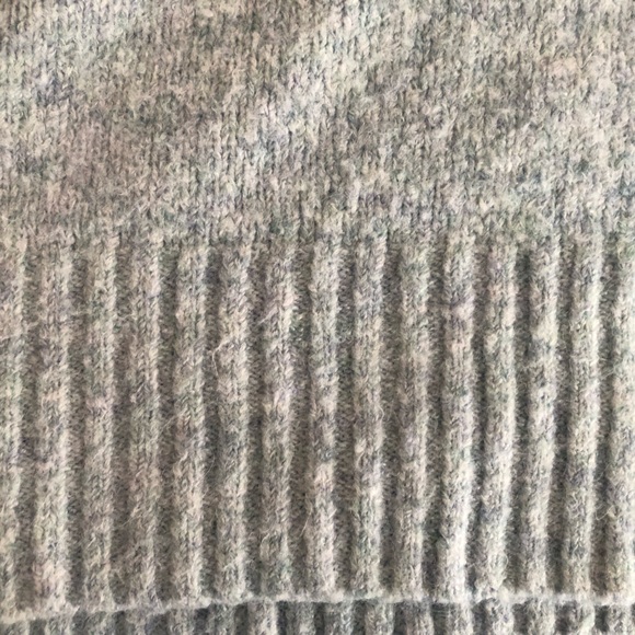 Simons light blue v-neck sweater, size M - Picture 4 of 6